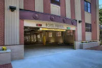The Hotel Warner - parking