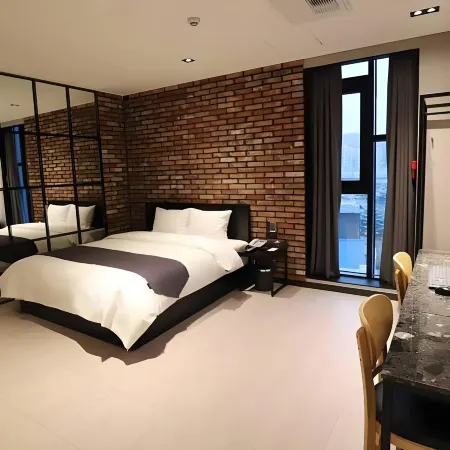 Dongducheon Hotel the Grey