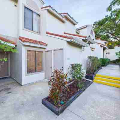 La Cita Country Club 2BR Condo Hotel Exterior