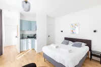 GuestReady - Champs Elysees Studio - 3-Star