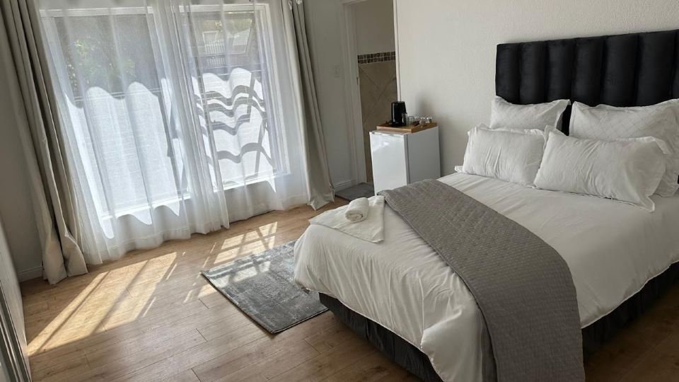 Plattekloof guest house