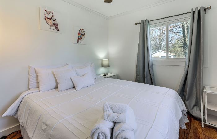 Dog-friendly Home w/ Dock & Views on Waneta Lake!