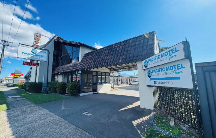 Pacific Motel