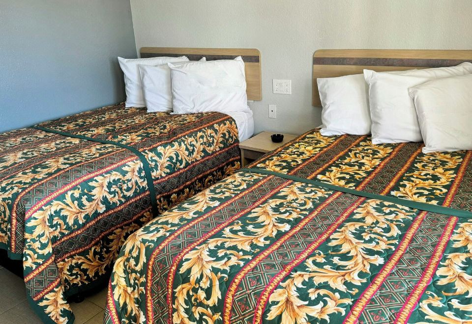 Xpress Inn & Extended Stays by OYO Marshall TX near I-20 & Hwy 59 - Housity