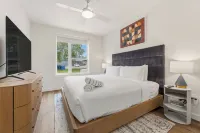 The Code Hotel - Balcony