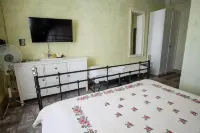 Probka Hotel Отели в г. 