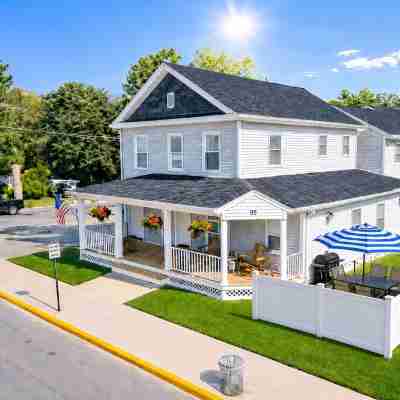 Lake George Village. 1 Block to Beach, Shepherds Park & Canada St.Pet Friendly. Hotel Exterior