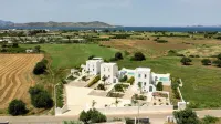 Xenos Villa 6 with a Private Pool Near the Sea - Villas