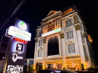 Atiyan Hotel Syariah 부키팅기 호텔