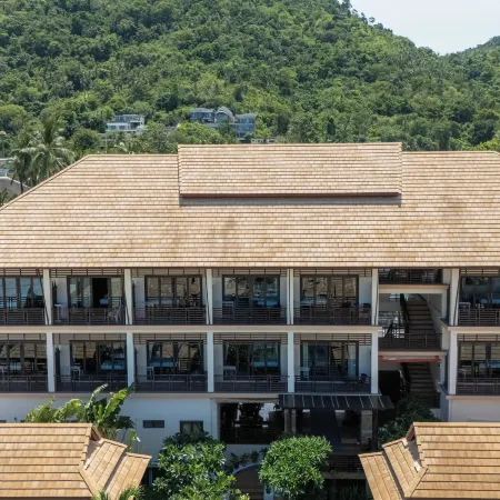 Poolsawat Villa Отели рядом с достопримечательностью «Тхонг-Такиан»