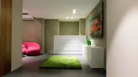 101 Adrianou Luxury Urban Stay