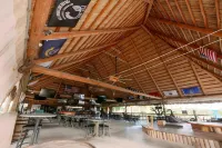Looe Key Reef Resort and Dive Center - Motels