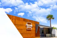 PRANA酒店 - 2星級