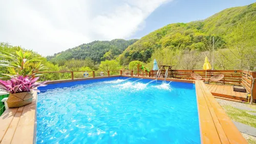 Gapyeong Pine Nut Pension - Mountain view