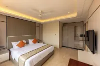 Fortune Plaza Hotel - balcony