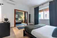 Fourooms - Bari Principe Amedeo - 2-Sterne