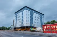 Holiday Inn STEVENAGE by IHG - Bãi đậu xe