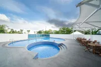 Kyriad Hotel M2 Lampung - Pools