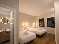 Hostal Bernabeu 2 Отели рядом с достопримечательностью «Небоскреб банка Бильбао»