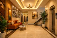 โรงแรม เดอะ รอยัล จีเอ็ม พลาซ่า - อ่างจากุชชี่