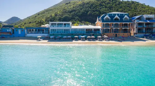 Le Temps des Cerises Hotel Beach - 3-Star