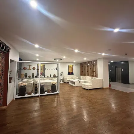Hotel Ananda