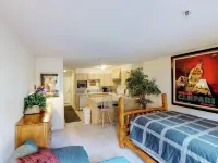 Slopeside Studio at Alyeska w/ Full Kitchen Hotels near Bear Cub