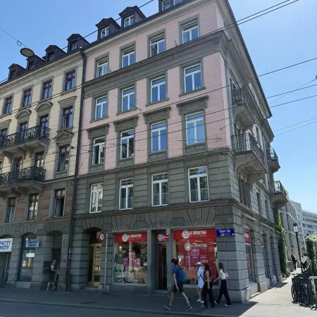 Löwenplatz Apartment Near Station by Airhome
