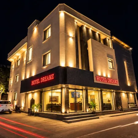 โรงแรม ดรีมซ์ โรงแรมในกรนาล