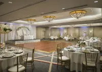 Hilton Arlington - parking
