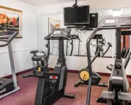 Quality Inn - Gym