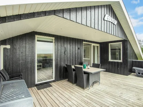 5 person holiday home in Blåvand-By Traum - 홈스테이