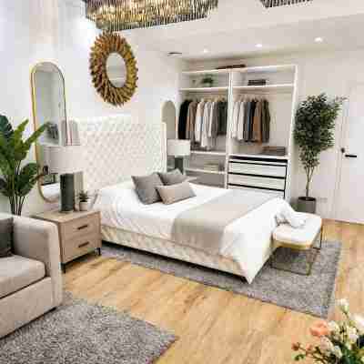 UG Neubau City Wohnung (Optional Pool+Gym+2Tes Bad Extra Buchbar) Rooms