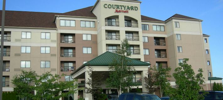 Courtyard Erie Ambassador Conference Center Hotel a Summit Township