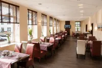 Adena Hotel - breakfast