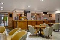 Delta Hotels Breadsall Priory Country Club - bars