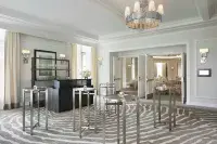 Waldorf Astoria Atlanta Buckhead - Pet friendly