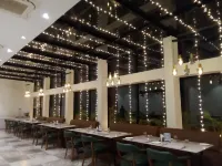 The Amber Hotel - Desayuno