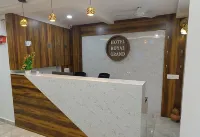 Hotel Royal Grand. - parking