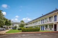 Motel 6 Conroe, TX Hotels in Conroe