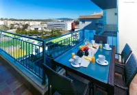 B26 - Palmeiras Top-Floor Apartment