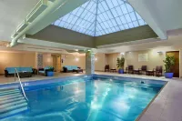Hampton Inn & Suites Columbus-Downtown - 2-Star