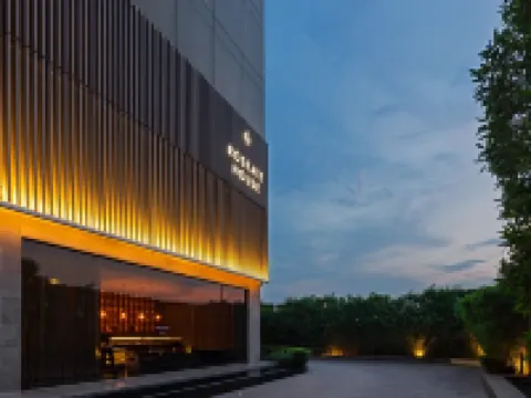 Roseate House New Delhi Hotels in New Delhi