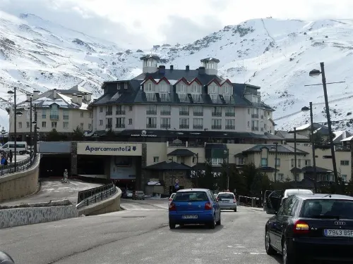 Apartamentos Sabica Nevada Plaza Hotel a Guejar Sierra