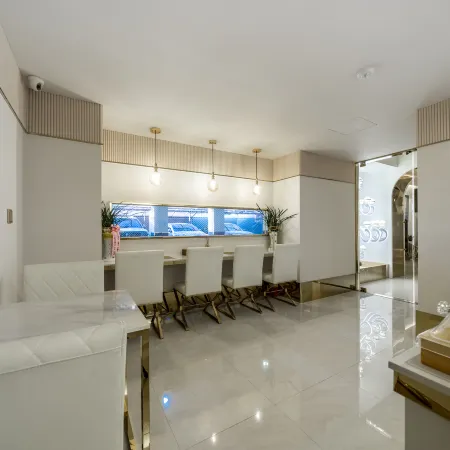 Denbasta Hotel Hwamyeong Branch Отели рядом с достопримечательностью «Храм Беомеоса»