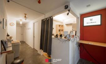 U Guesthouse in Hongdae Female Only - Hostel