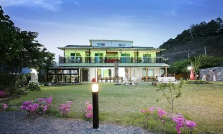 Cheongdo Lakeside Hilton Pension