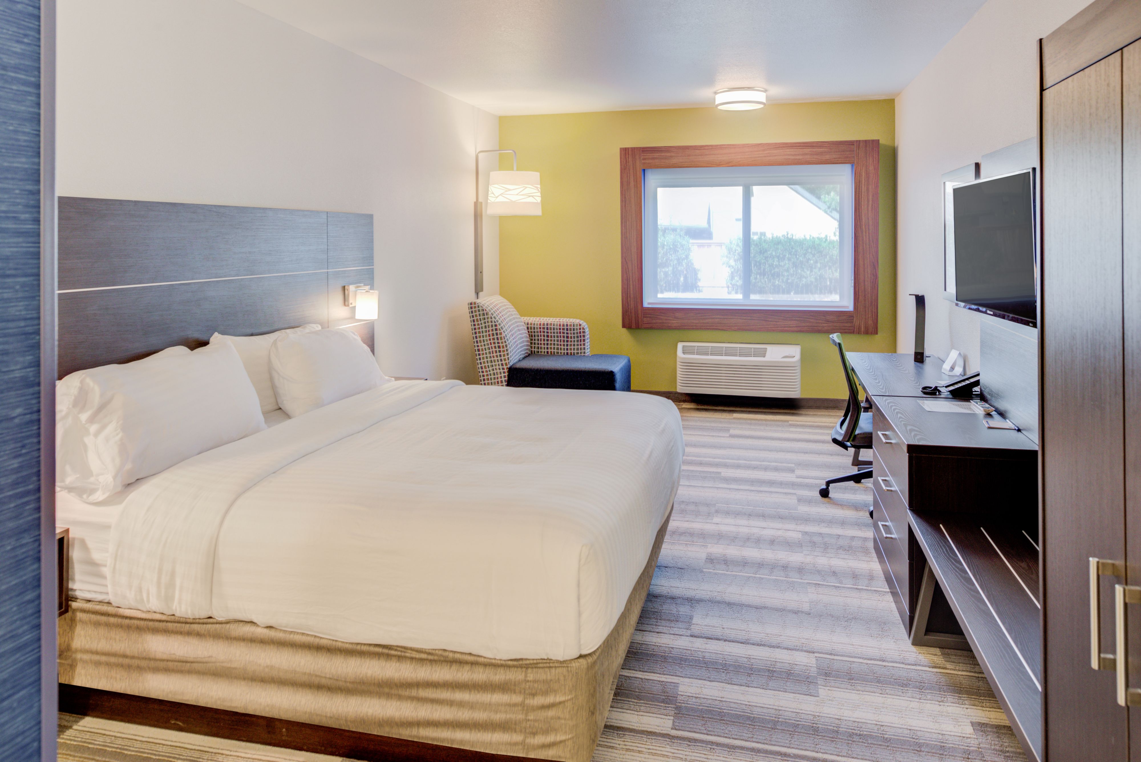 Holiday Inn Express Newberg - Wine Country, an Ihg Hotel