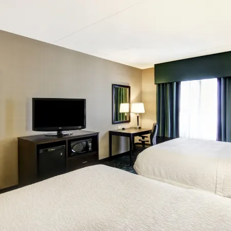 Hampton Inn by Hilton Toronto Airport Corporate Centre