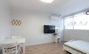 Taean Happy Tree Pension